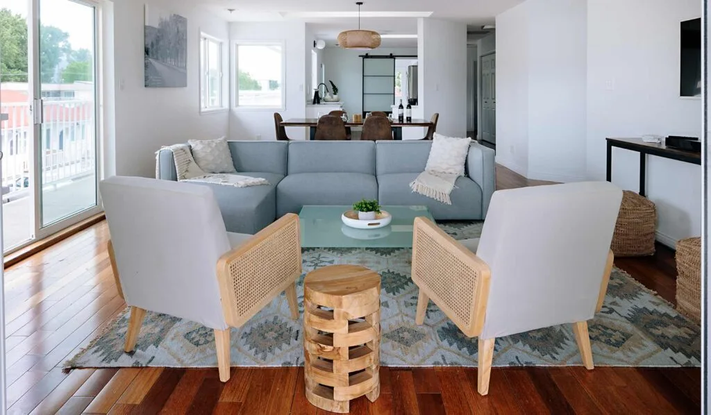 Lounge, 4 bedroom condo, Kettle Valley Beach Resort